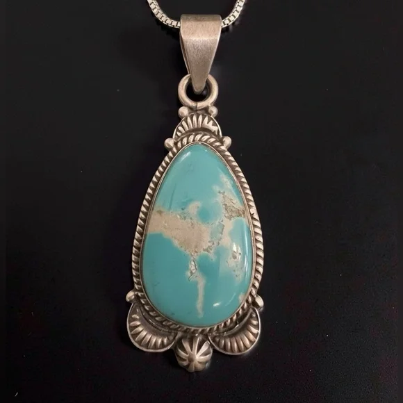 Sterling Silver Teardrop Native American kingman Turquoise Pendant Necklace - Picture 1 of 5